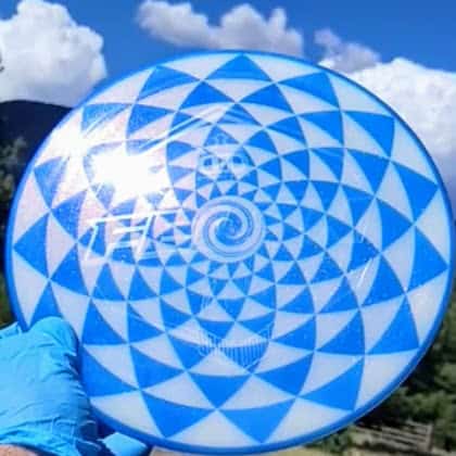 017402.03 Lucid Sparkle Felon Penny Flower blue geometric ghost stamp