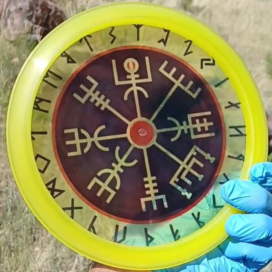 047502.03 Active Premium Genius Vegvisir Compass back wing view