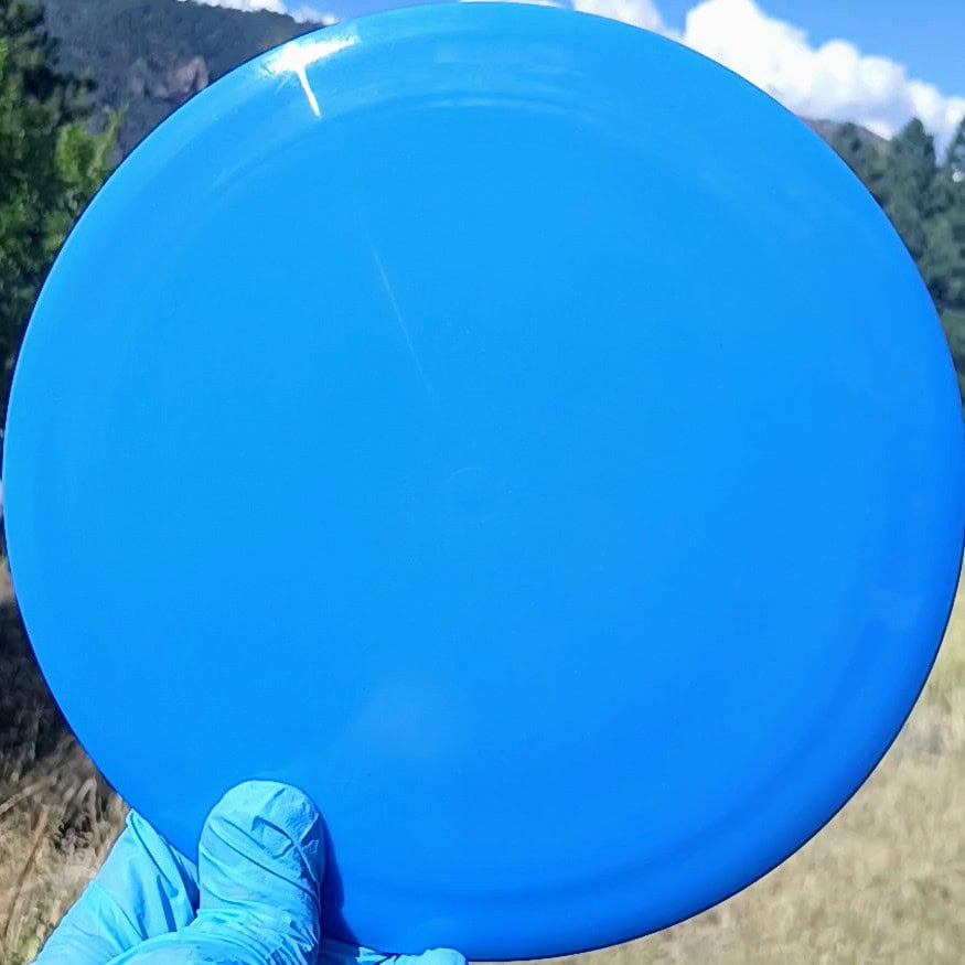 88014501.03 Fuzion Raider Blue Blank front with clouds