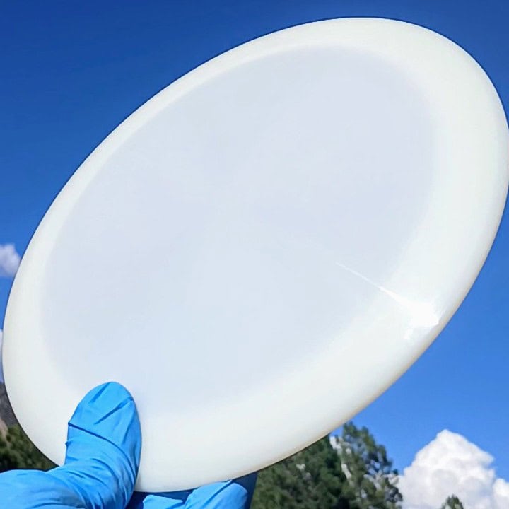 88014810.07 Lucid Ice Sheriff White Blank sky