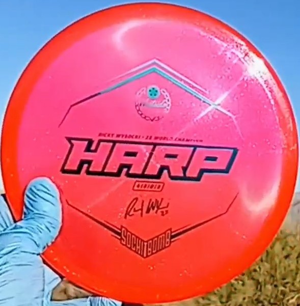 VIP Red Glimmer Harp Overstable Putt & Approach 175g - Disc Golf Dyes & Design