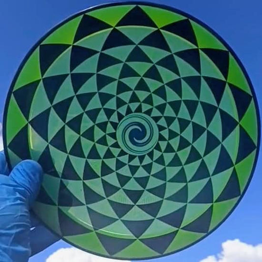 017402.06 Lucid Sparkle Felon Penny Flower geometric front sky view