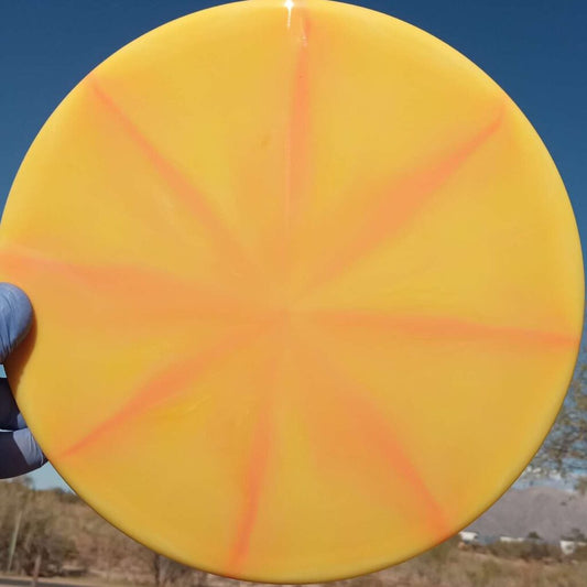 88010401.02 Dynamic Discs fusion burst Justice orange blank