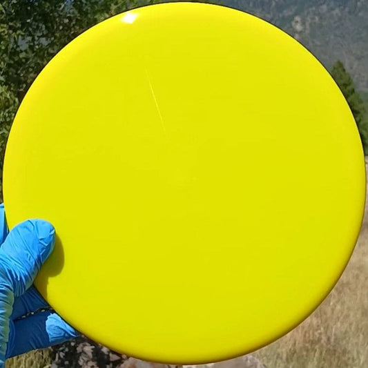 88020201.02 Gold Line Claymore yellow blank disc golf midrange from Latitude 64. front view