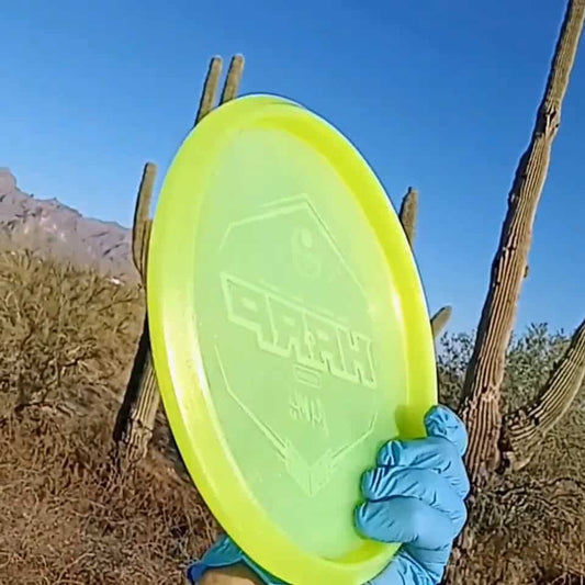 VIP Yellow Glimmer Harp Overstable Putt & Approach 175g - Disc Golf Dyes & Design