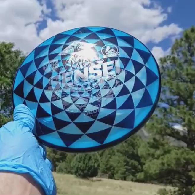 042501.20 Active Premium Sensei Penny Flower geometric design on disc golf putter from Discmania.