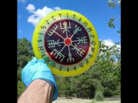 047502.03 Active Premium Genius Vegvisir Compass custom disc golf fairway driver from Discmania