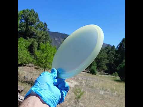 88042603.73 Active Premium Glow Shogun wiped disc golf putter from Discmania. 
